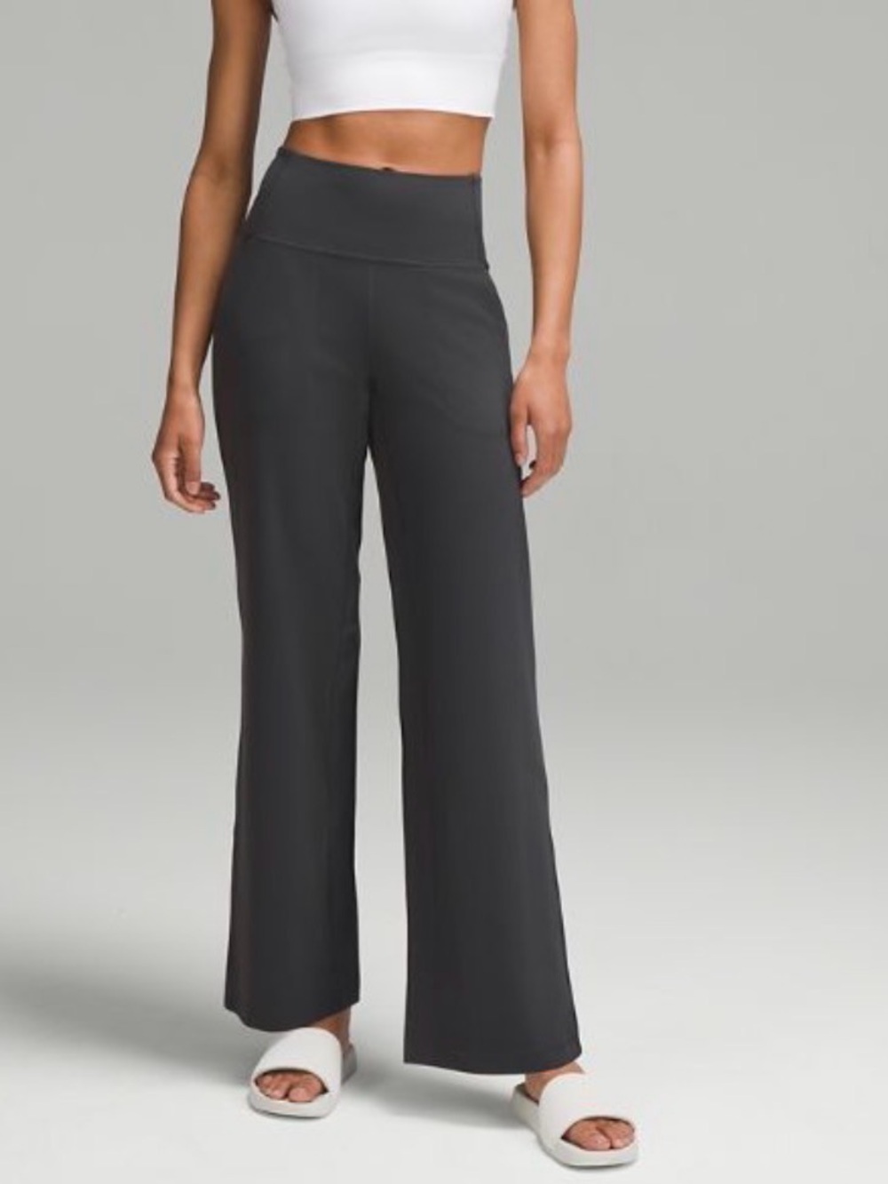 Lululemon Mid rise wide leg leggings 8 Reg